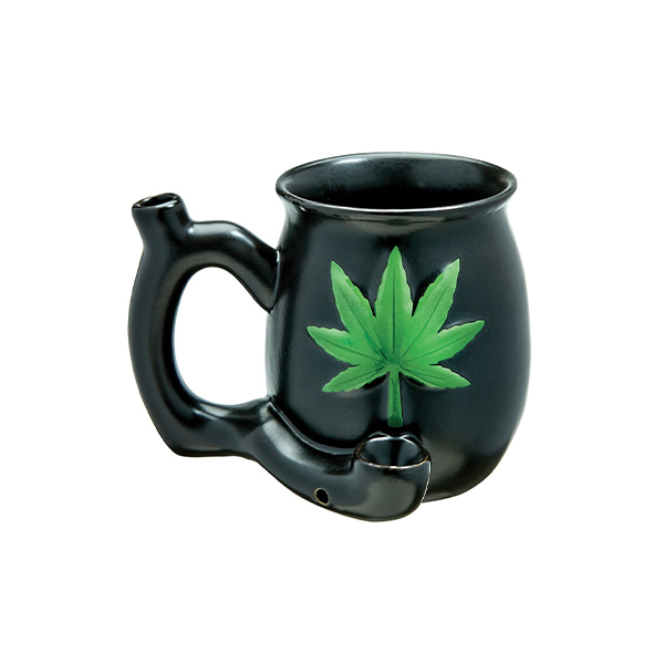 MATTE BLACK MUG WITH GREEN LEAF